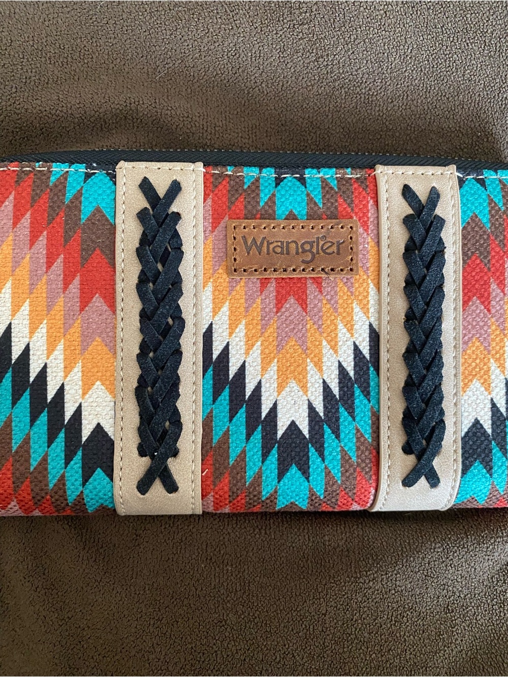 Wrangler Southwestern Aztec Zip Around Wristlet Wallet Western - Picture 3 of 9